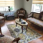 Apartment Ozzy Homes *