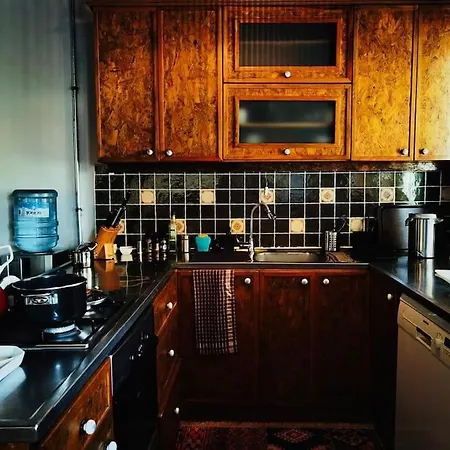 Apartment Ozzy Homes