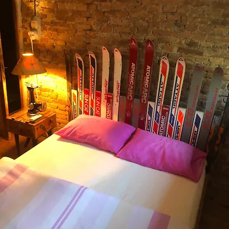 Ozzy Homes Apartament