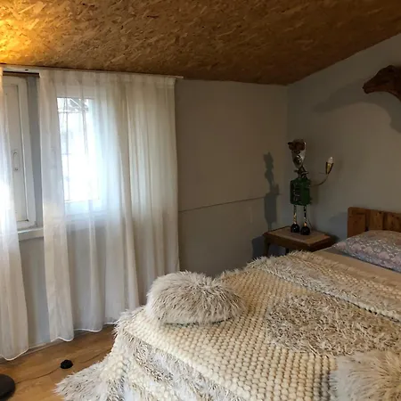 Ozzy Homes Apartmán
