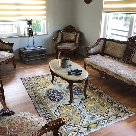 Apartment Ozzy Homes *