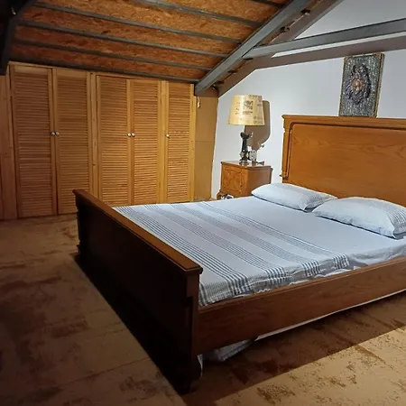 Ozzy Homes Apartment