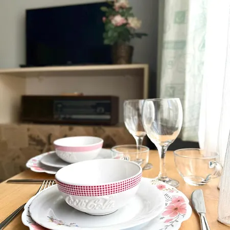 Ozzy Homes Apartament