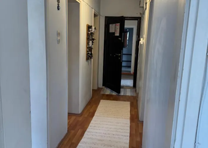 Ozzy Homes Appartement *