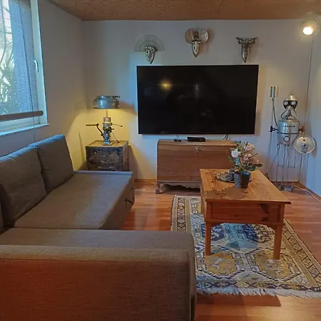 Ozzy Homes Lejlighed