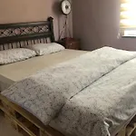 Apartment Ozzy Homes *