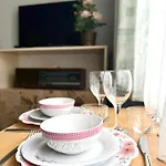 Ozzy Homes Apartman